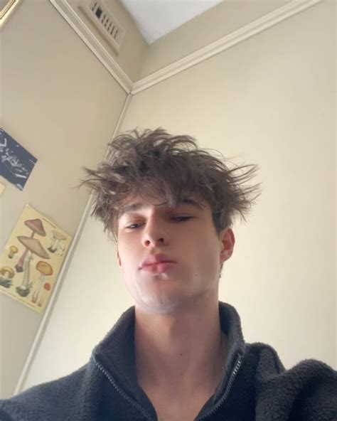 @RheynYin .